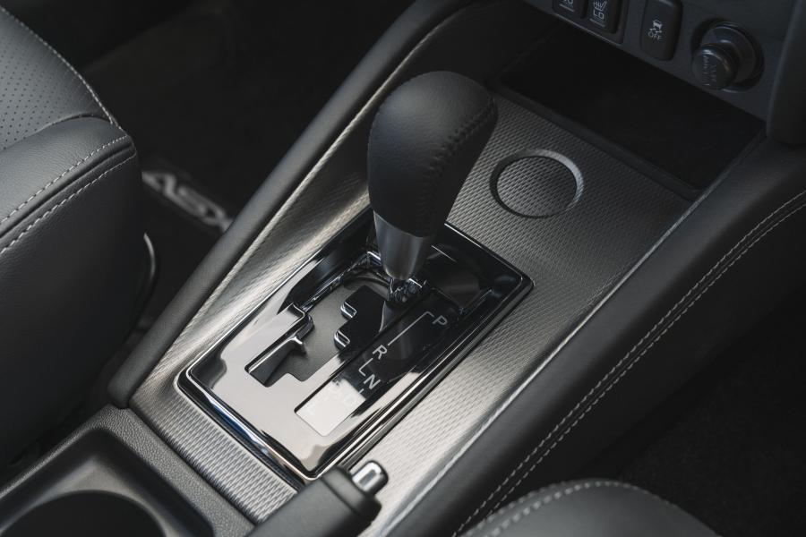 Детали интерьера Mitsubishi ASX Exceed 2019 года  (AU) (фото 2 из 40)